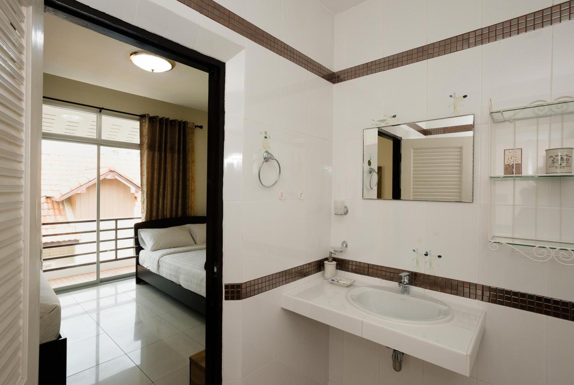 Tw Marina Pool Villa Pattaya Exterior photo