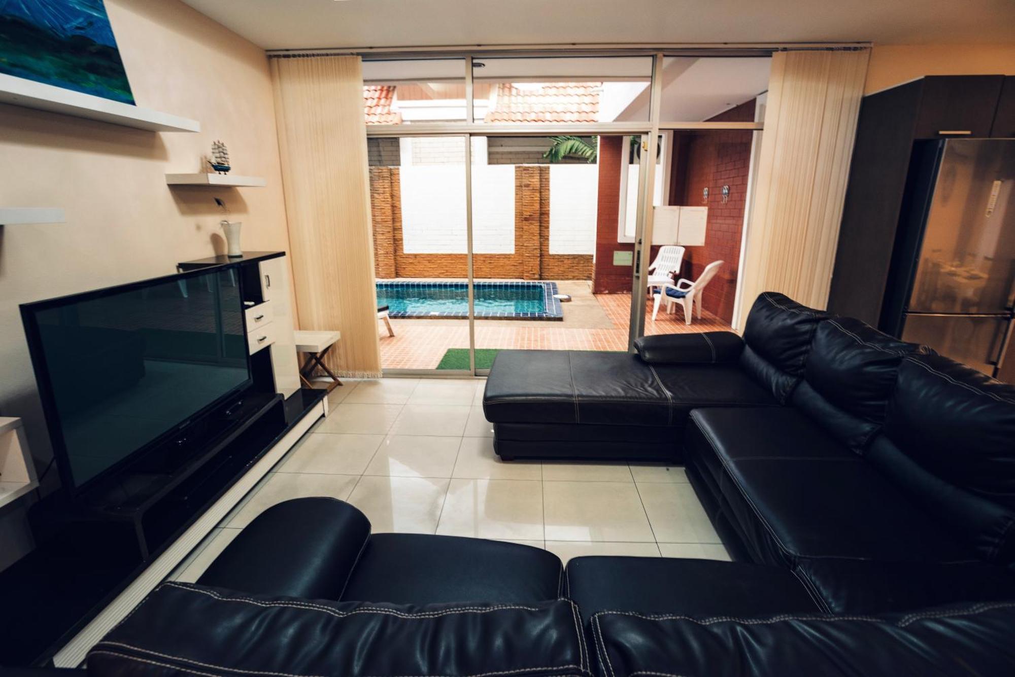 Tw Marina Pool Villa Pattaya Exterior photo